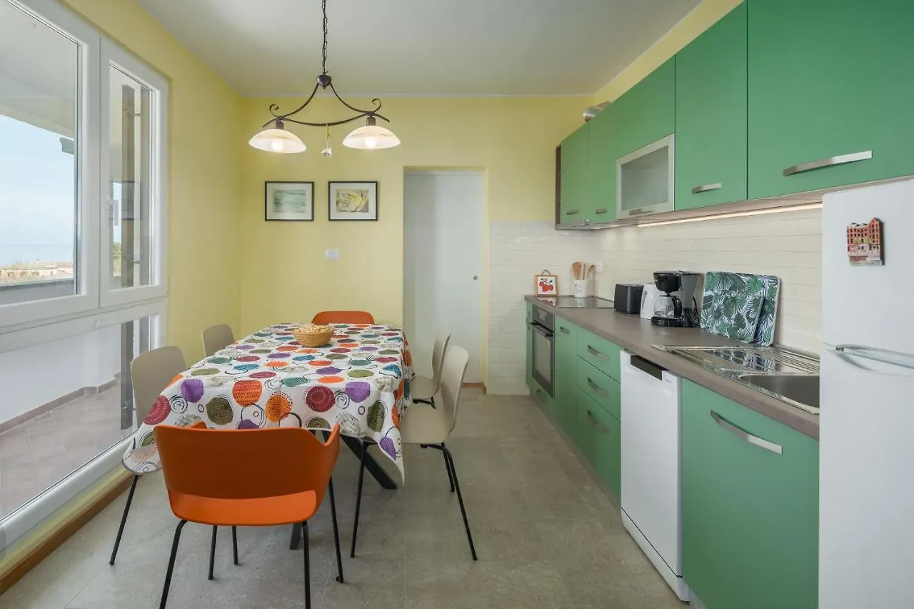 Apartment Bellavista With Amazing View Poreč