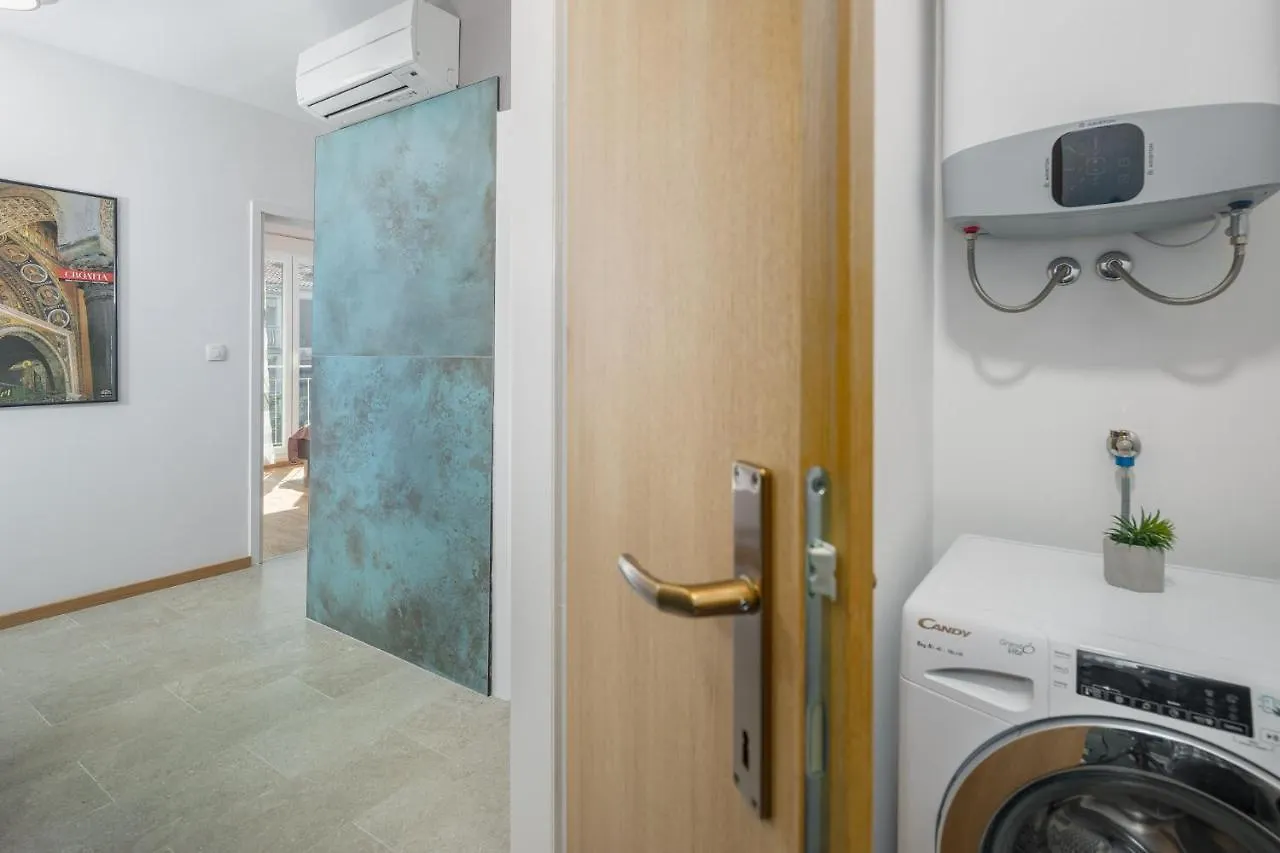 Apartment Bellavista With Amazing View Poreč