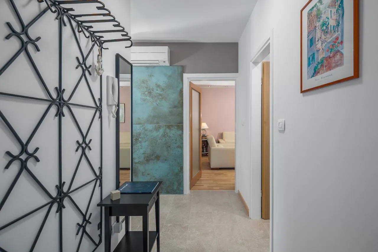 Apartment Bellavista With Amazing View Poreč